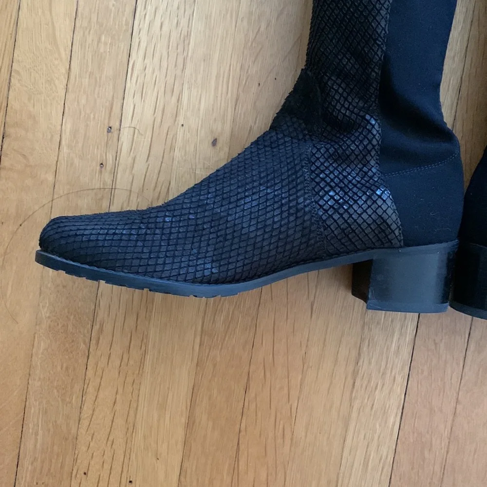 Stuart Weitzman Reserve Over the Knee Boots (Snake Reserve) in 7.5M